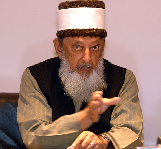 Шеих Имран Хосеин за “Новости”: Савез са православцима спас за муслимане